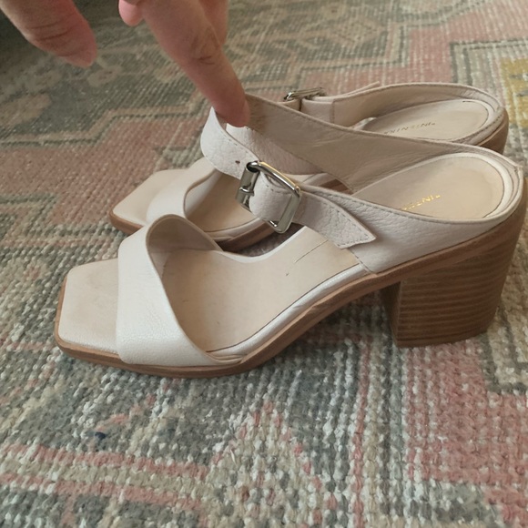 Intentionally Blank IMPO sandals - Picture 2 of 4